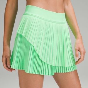 Lululemon Tiered Pleats HR Tennis Skirt, Pistachio, Size 10